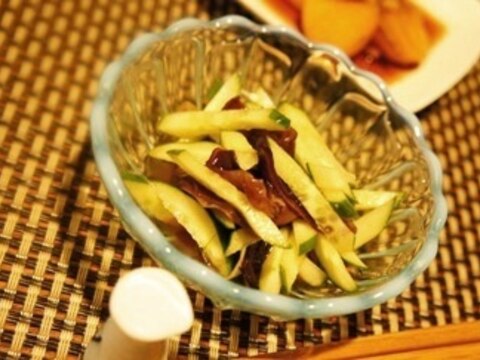 ビールが美味しい、キクラゲとキュウリの中華和え